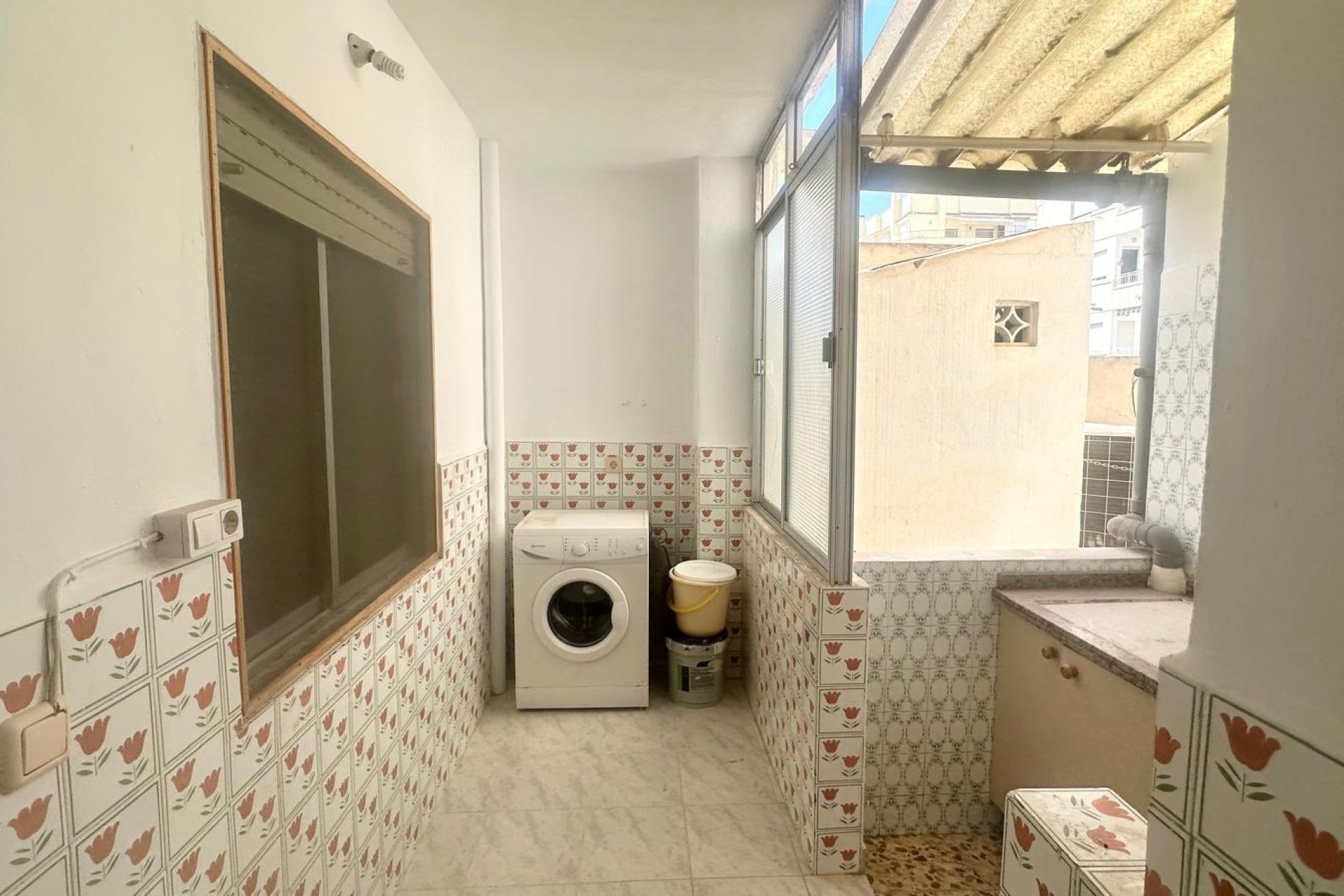 Használt Ingatlanok - Apartman -
Torrevieja - Estacion De Autobuses