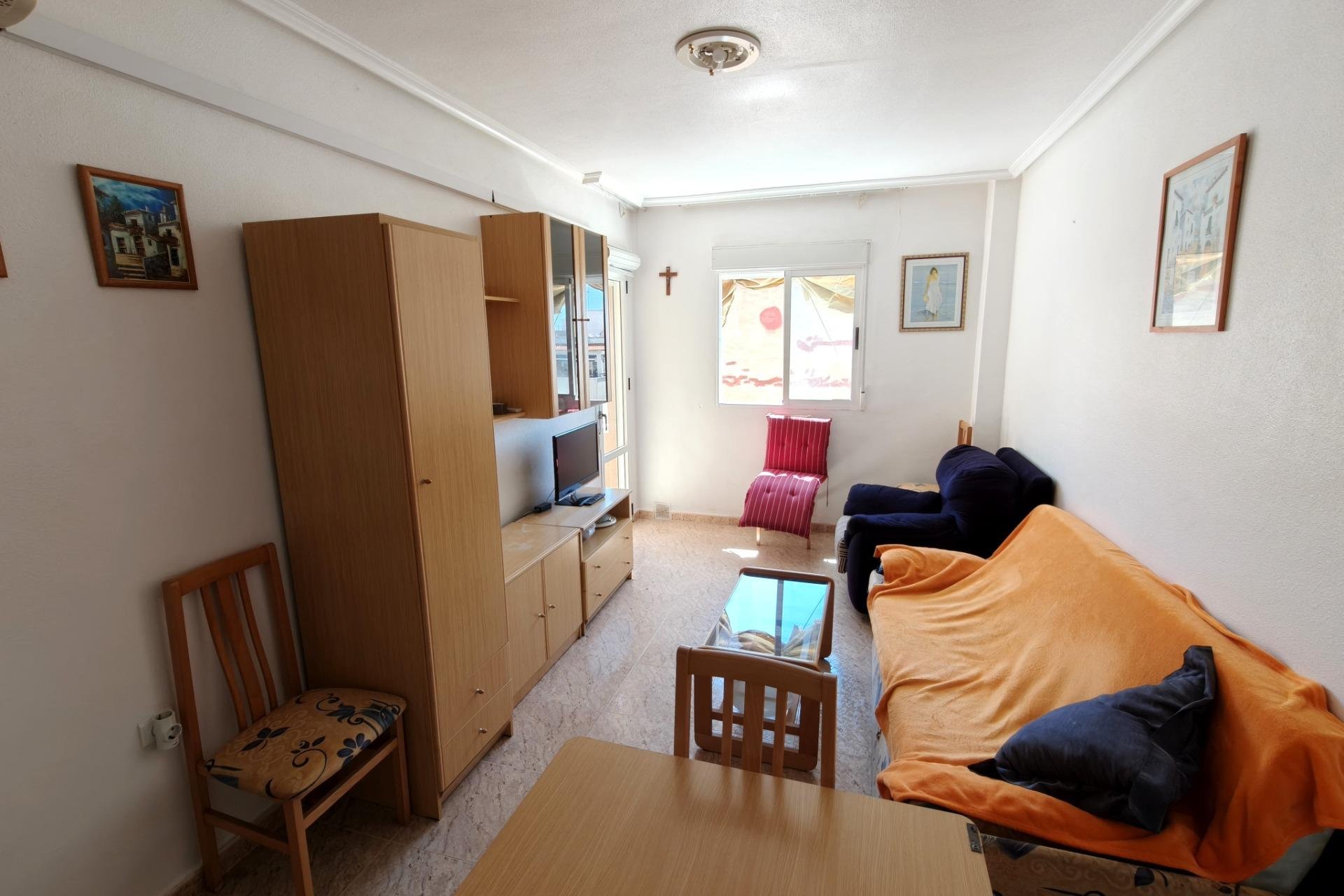 Használt Ingatlanok - Apartman -
Torrevieja - Estacion De Autobuses