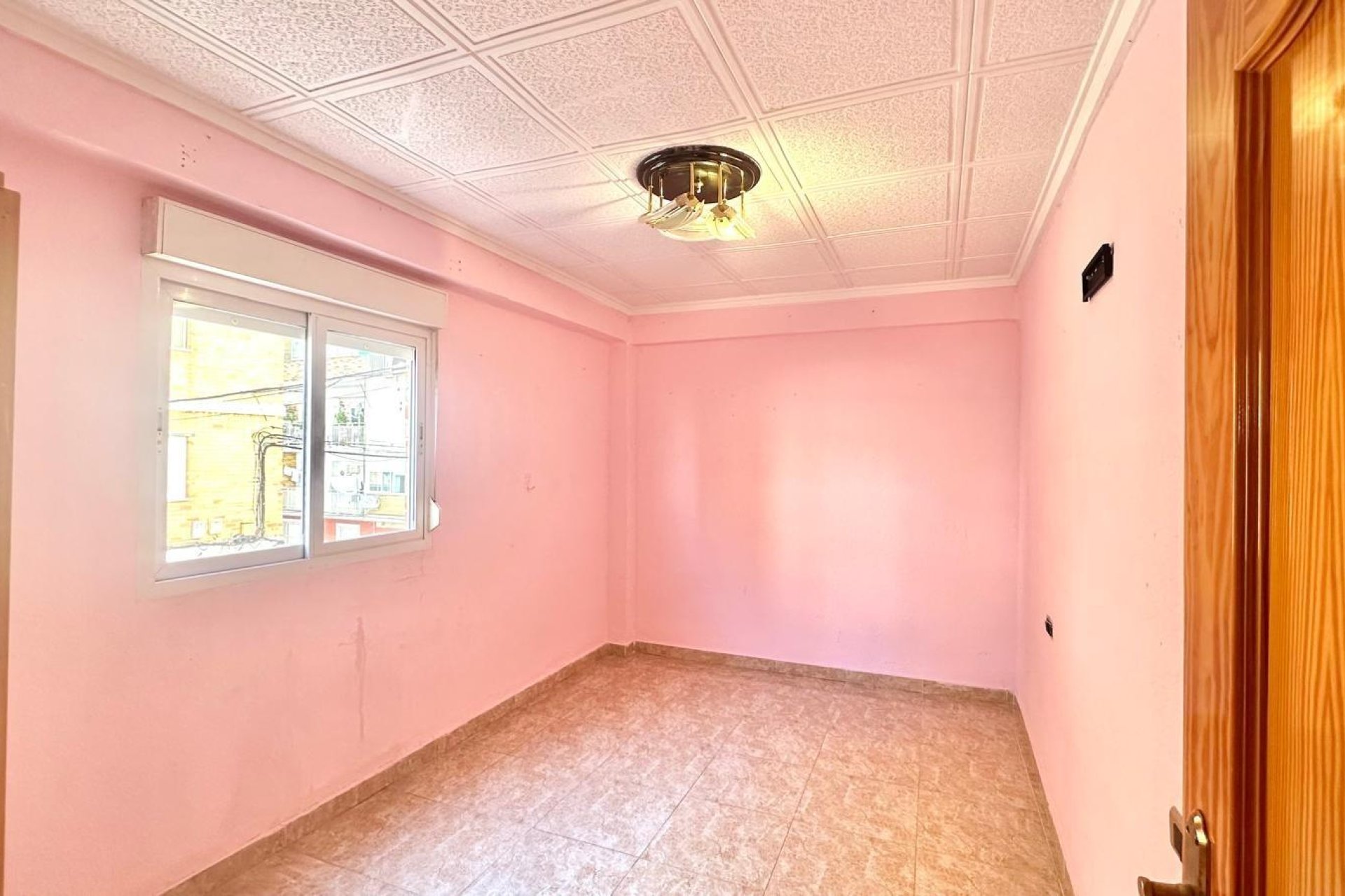 Használt Ingatlanok - Apartman -
Torrevieja - Estacion De Autobuses