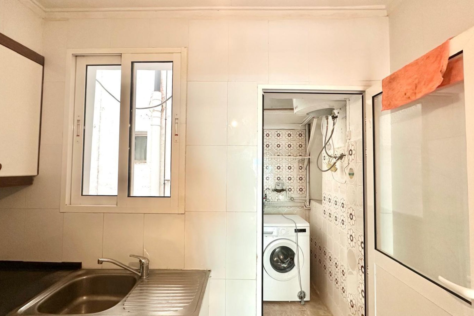 Használt Ingatlanok - Apartman -
Torrevieja - Estacion De Autobuses