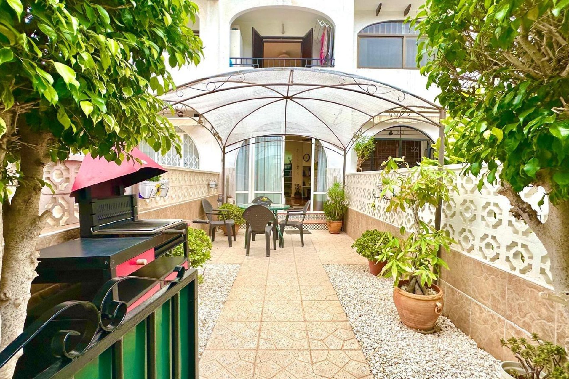 Használt Ingatlanok - Apartman -
Torrevieja - Estacion De Autobuses