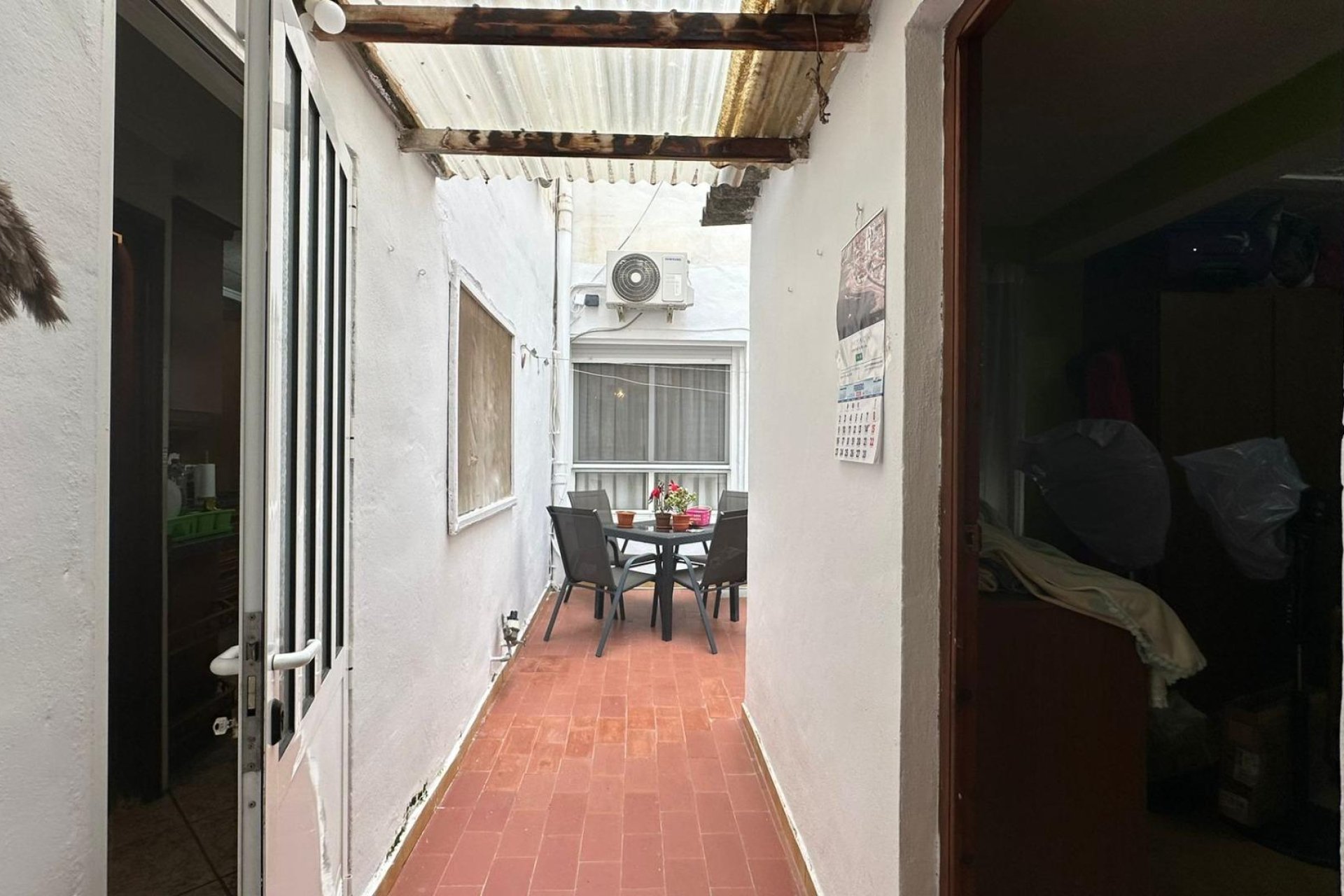 Használt Ingatlanok - Apartman -
Torrevieja - Estacion De Autobuses