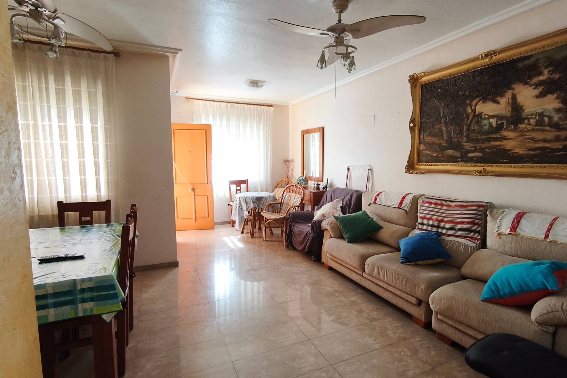 Használt Ingatlanok - Apartman -
Torrevieja - Estacion De Autobuses