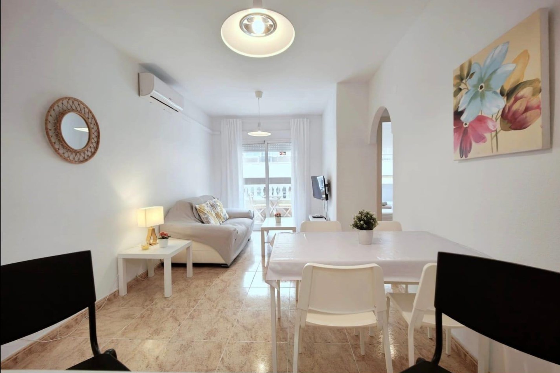 Használt Ingatlanok - Apartman -
Torrevieja - Estacion De Autobuses