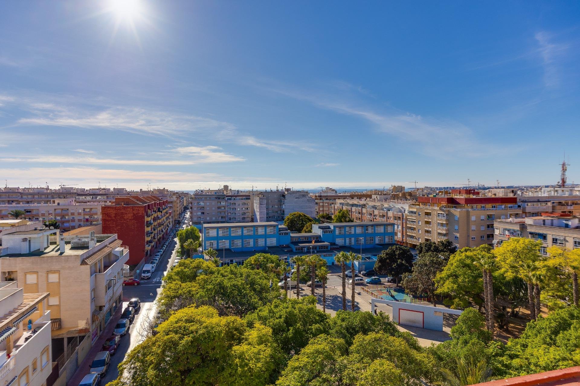 Használt Ingatlanok - Apartman -
Torrevieja - Estacion De Autobuses