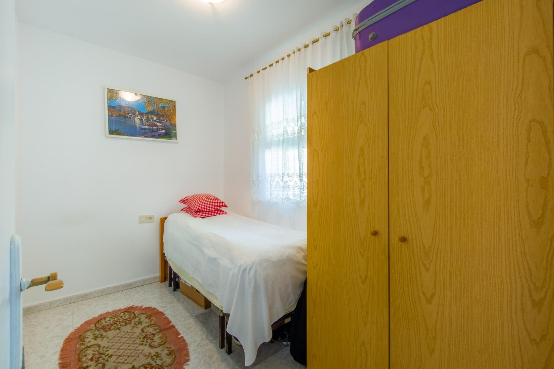Használt Ingatlanok - Apartman -
Torrevieja - Estacion De Autobuses