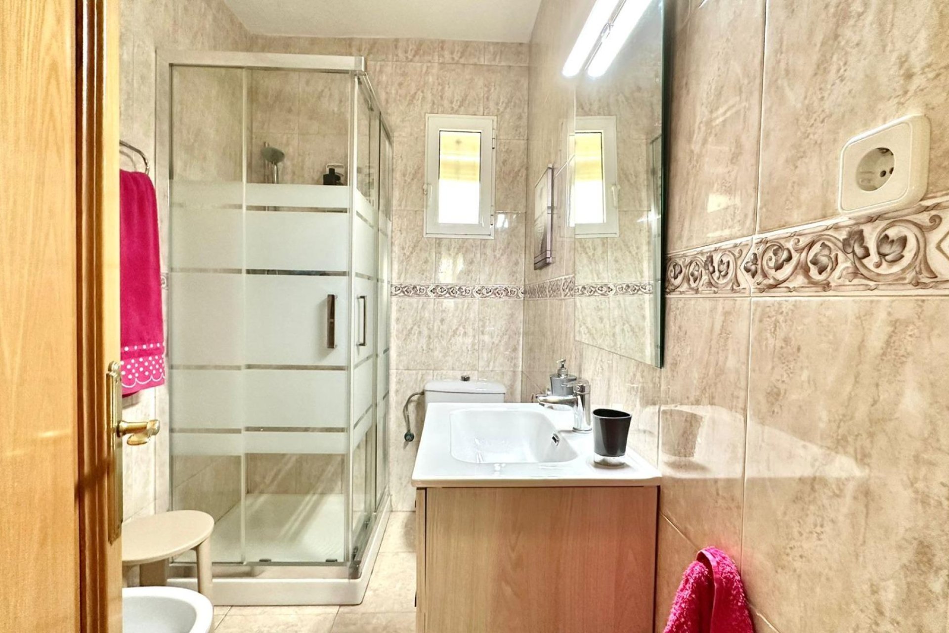 Használt Ingatlanok - Apartman -
Torrevieja - Estacion De Autobuses