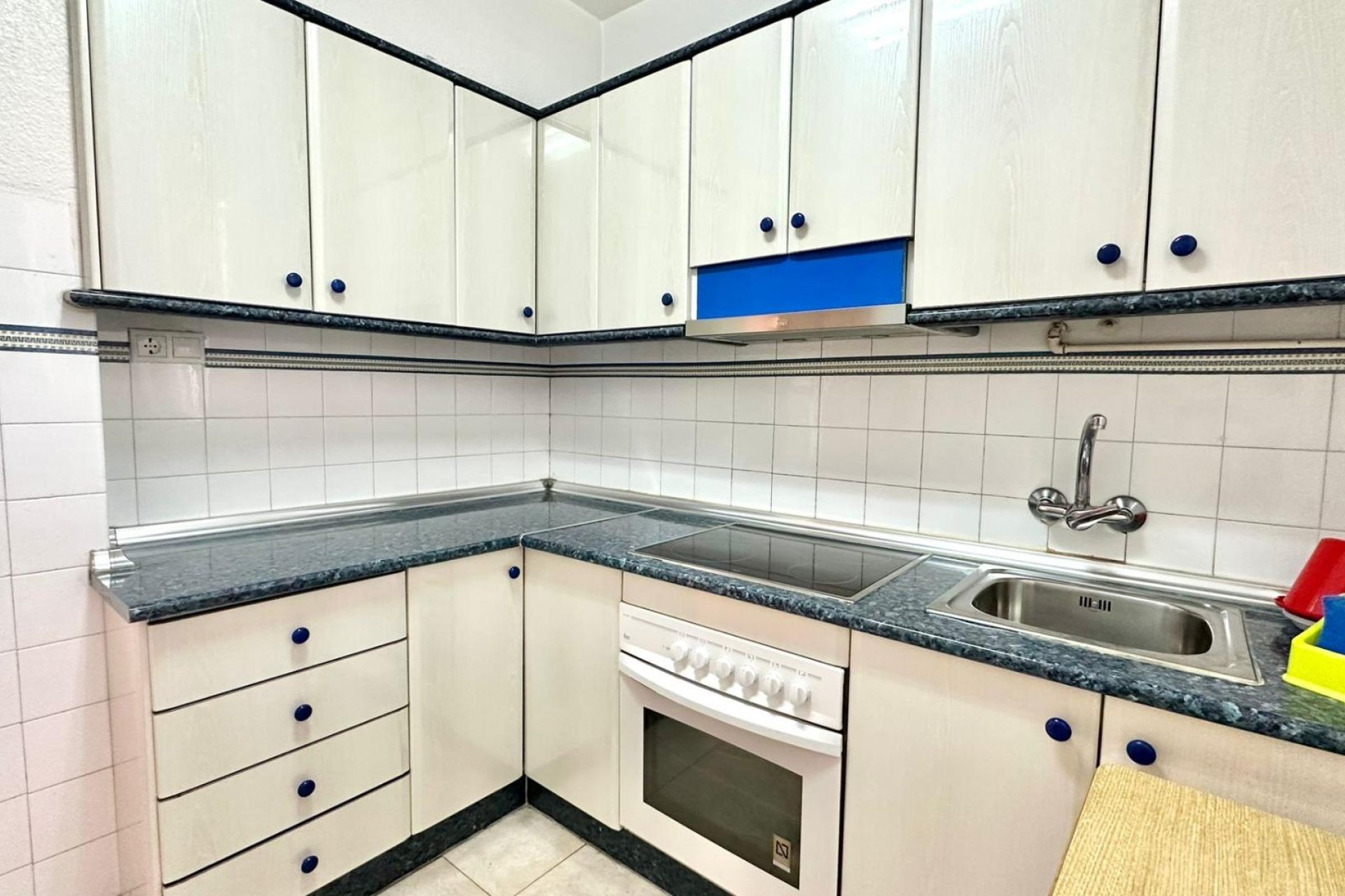 Használt Ingatlanok - Apartman -
Torrevieja - Estacion De Autobuses