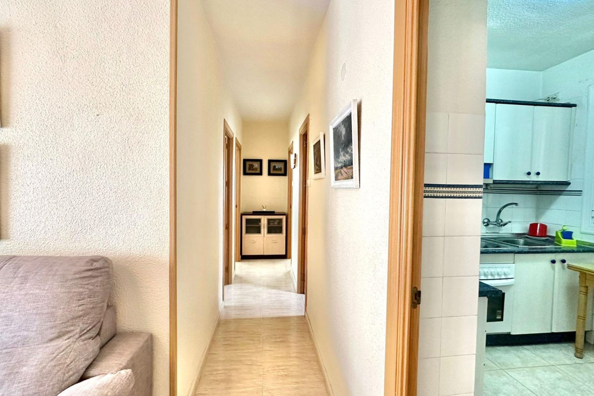 Használt Ingatlanok - Apartman -
Torrevieja - Estacion De Autobuses