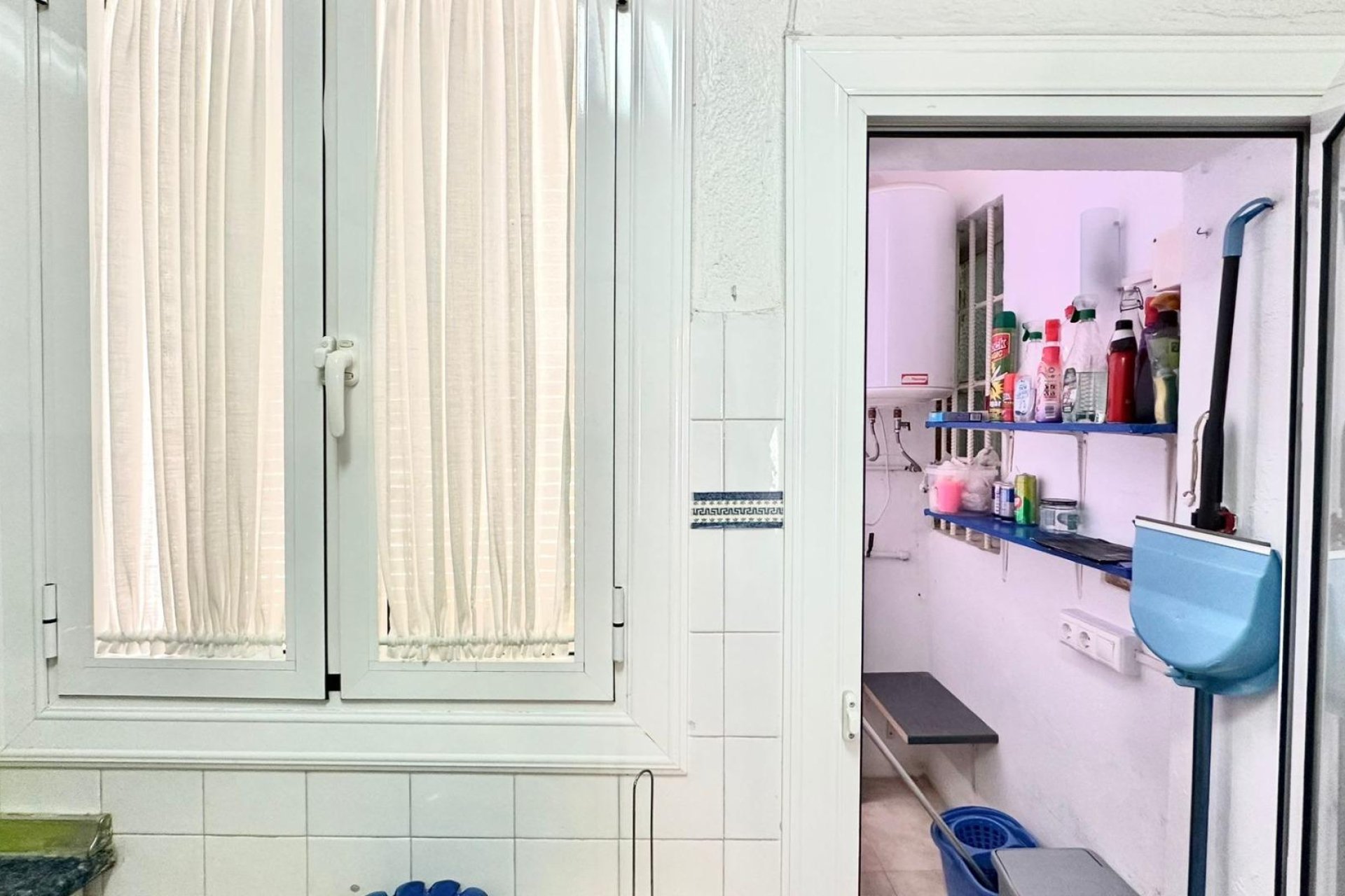 Használt Ingatlanok - Apartman -
Torrevieja - Estacion De Autobuses