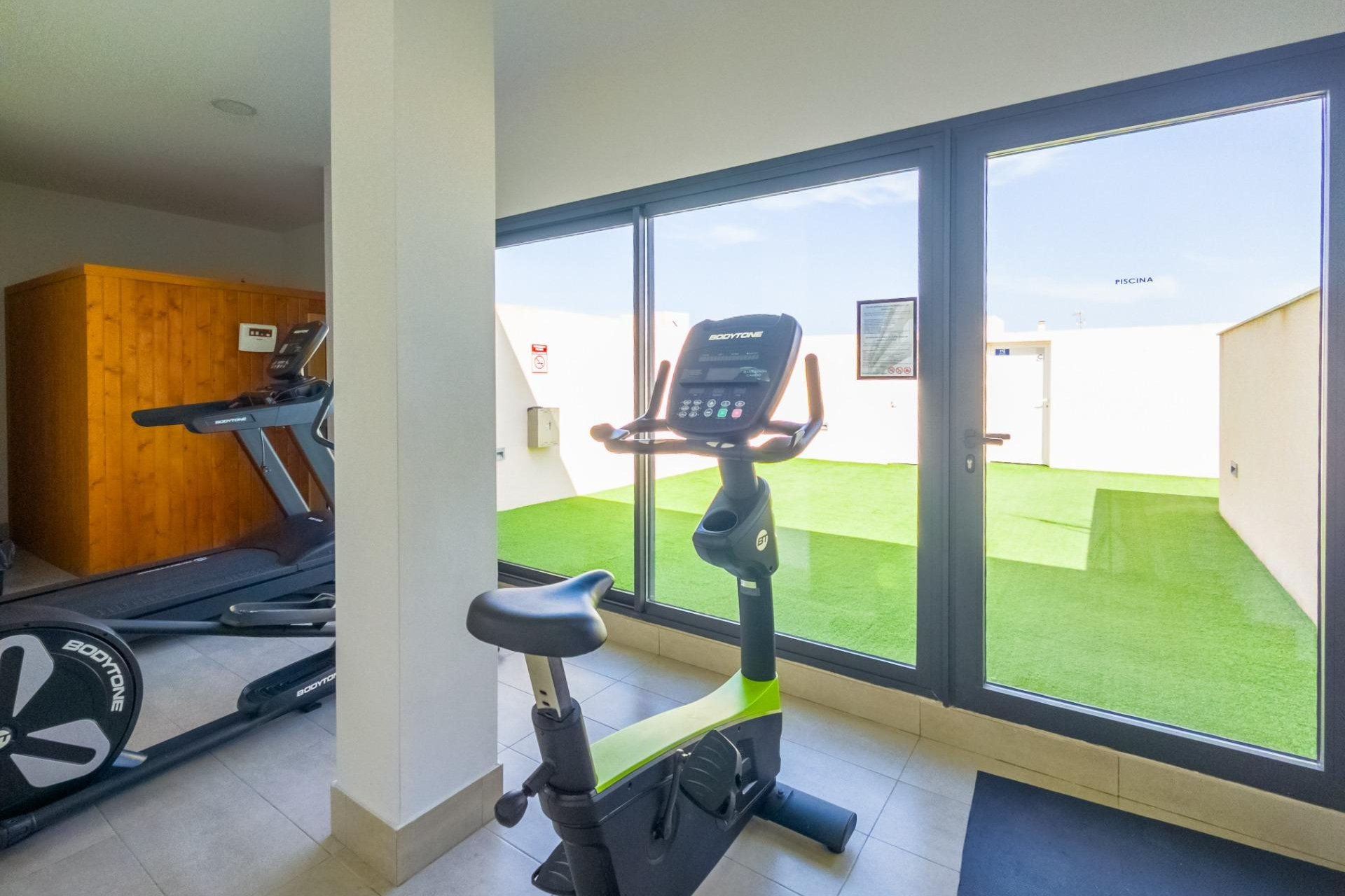 Használt Ingatlanok - Apartman -
Torrevieja - Estacion De Autobuses