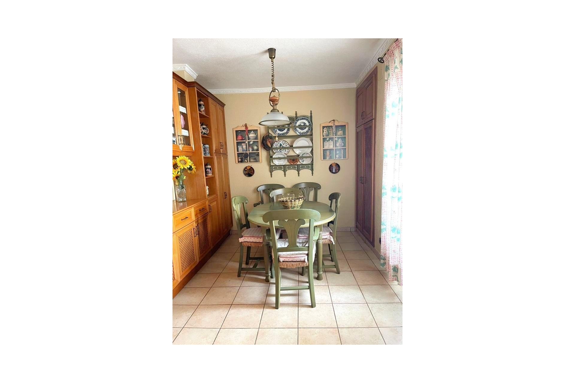 Használt Ingatlanok - Apartman -
Torrevieja - Estacion De Autobuses