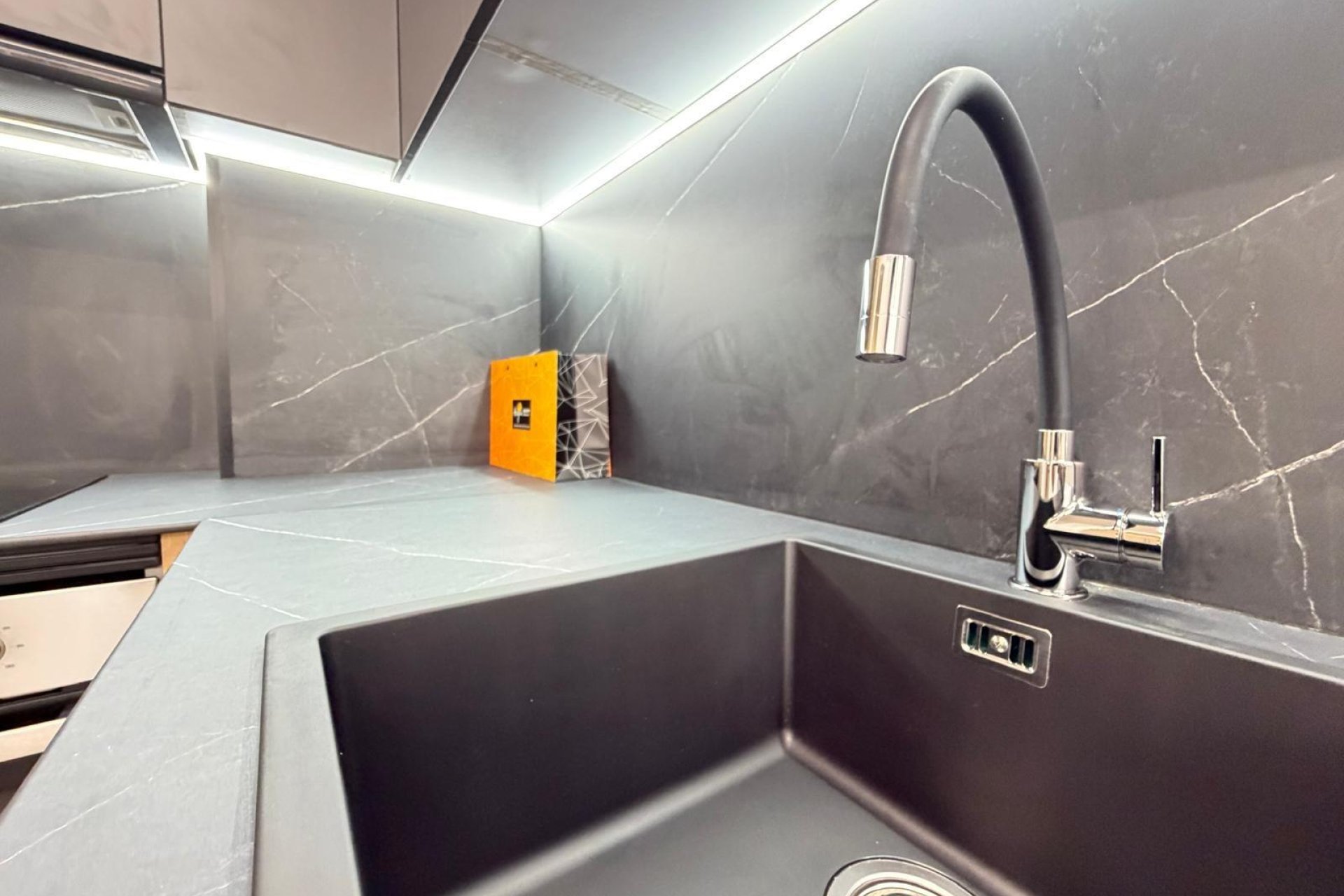 Használt Ingatlanok - Apartman -
Torrevieja - Estacion De Autobuses