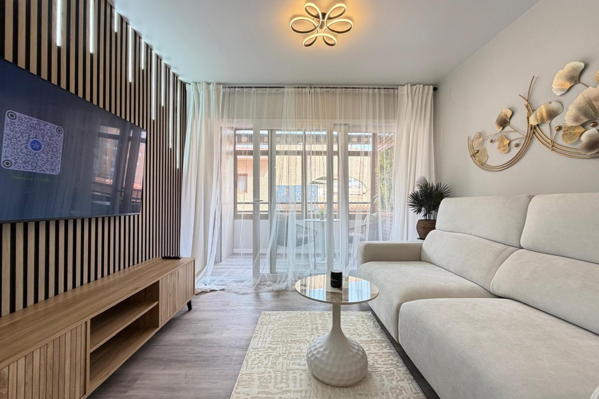 Használt Ingatlanok - Apartman -
Torrevieja - Estacion De Autobuses