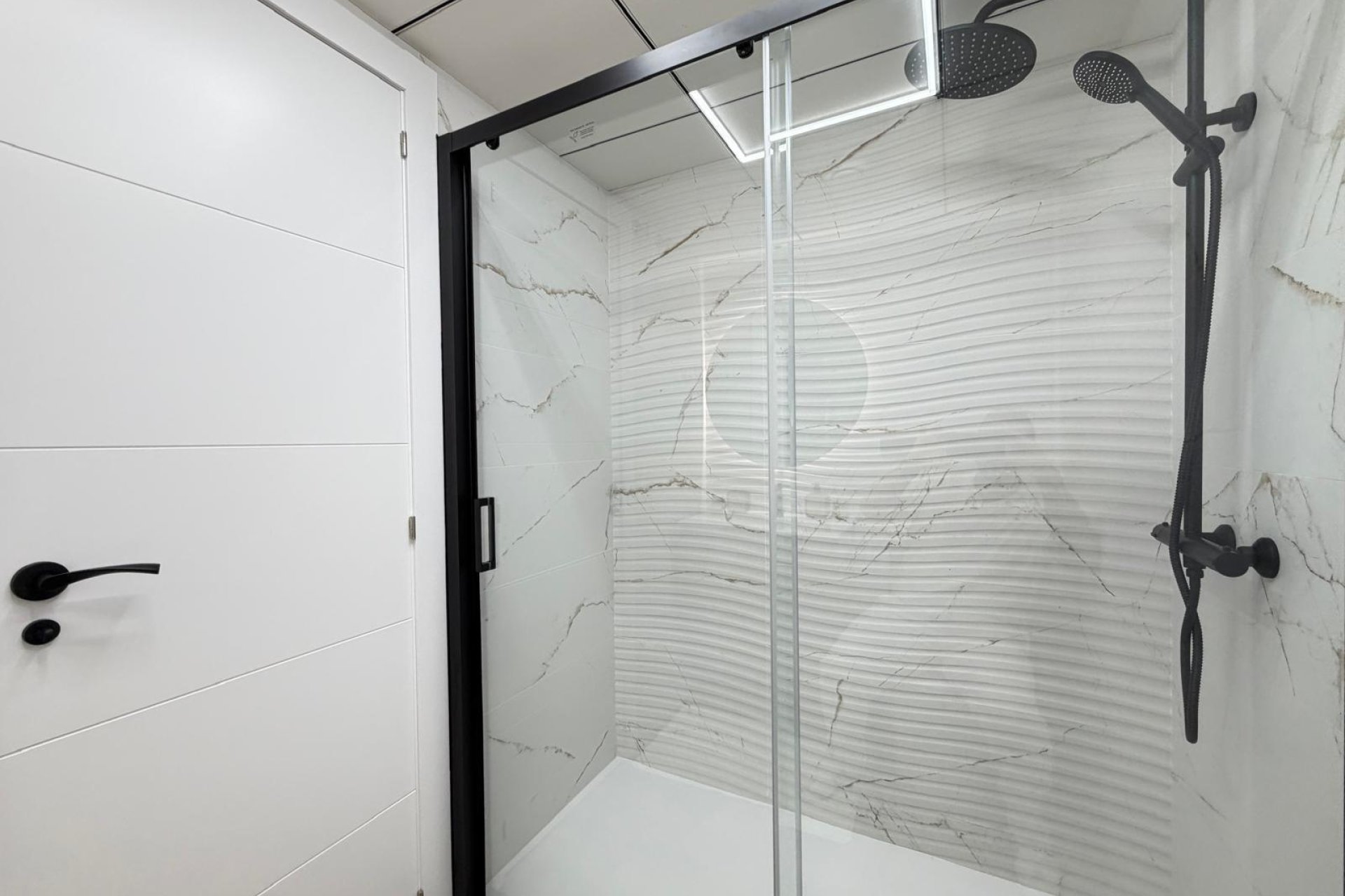 Használt Ingatlanok - Apartman -
Torrevieja - Estacion De Autobuses