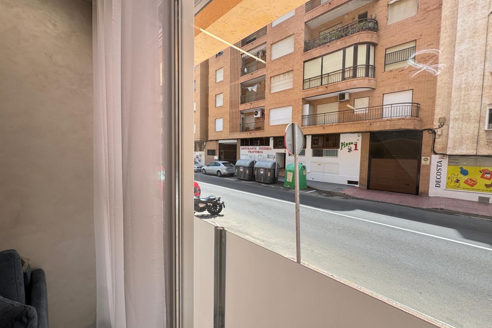 Használt Ingatlanok - Apartman -
Torrevieja - Estacion De Autobuses