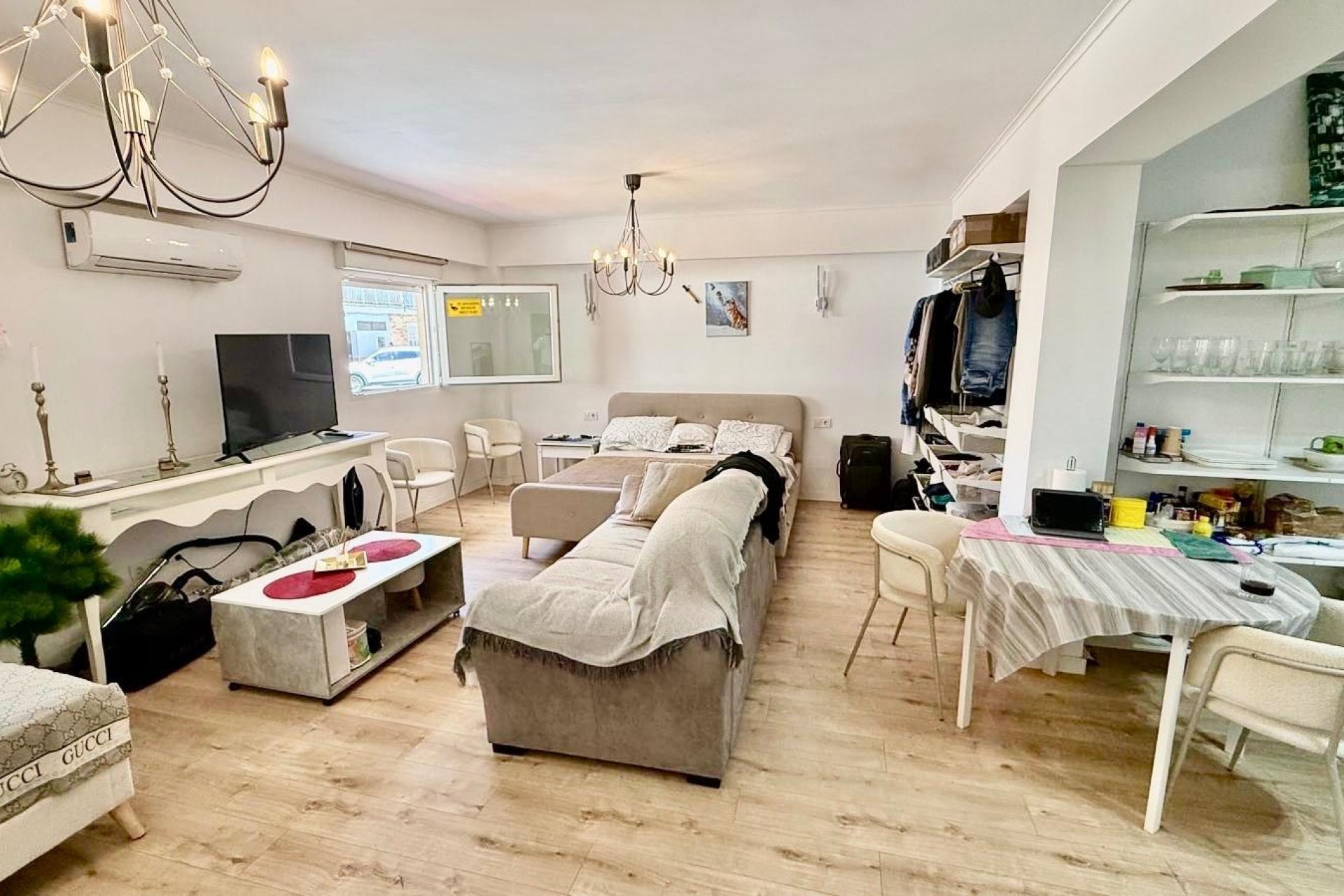 Használt Ingatlanok - Apartman -
Torrevieja - Estacion De Autobuses