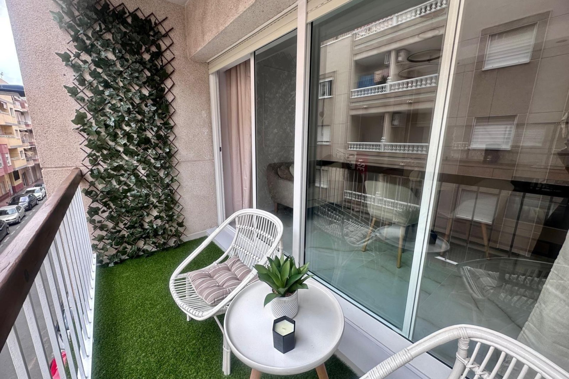 Használt Ingatlanok - Apartman -
Torrevieja - Estacion De Autobuses