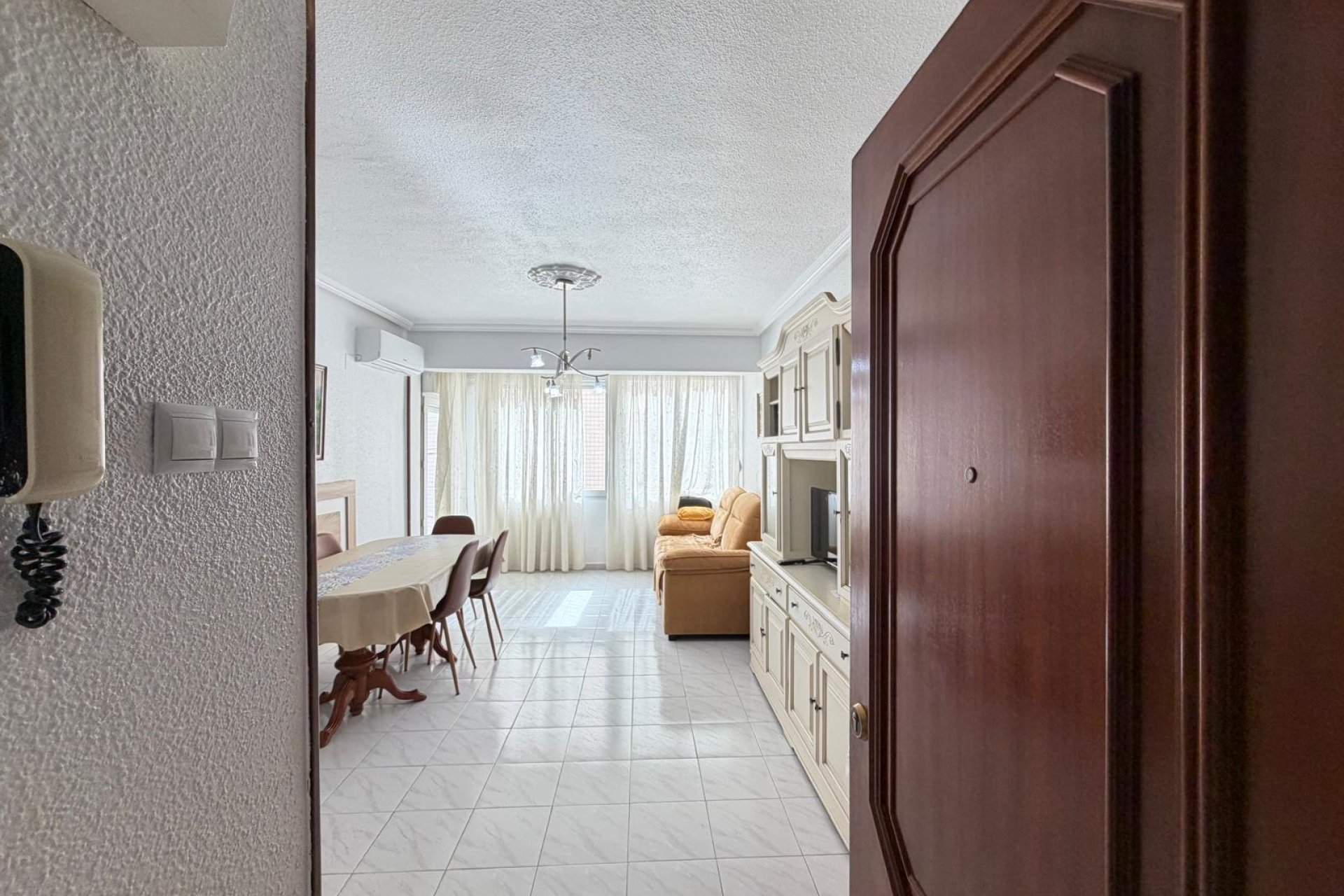 Használt Ingatlanok - Apartman -
Torrevieja - Estacion De Autobuses