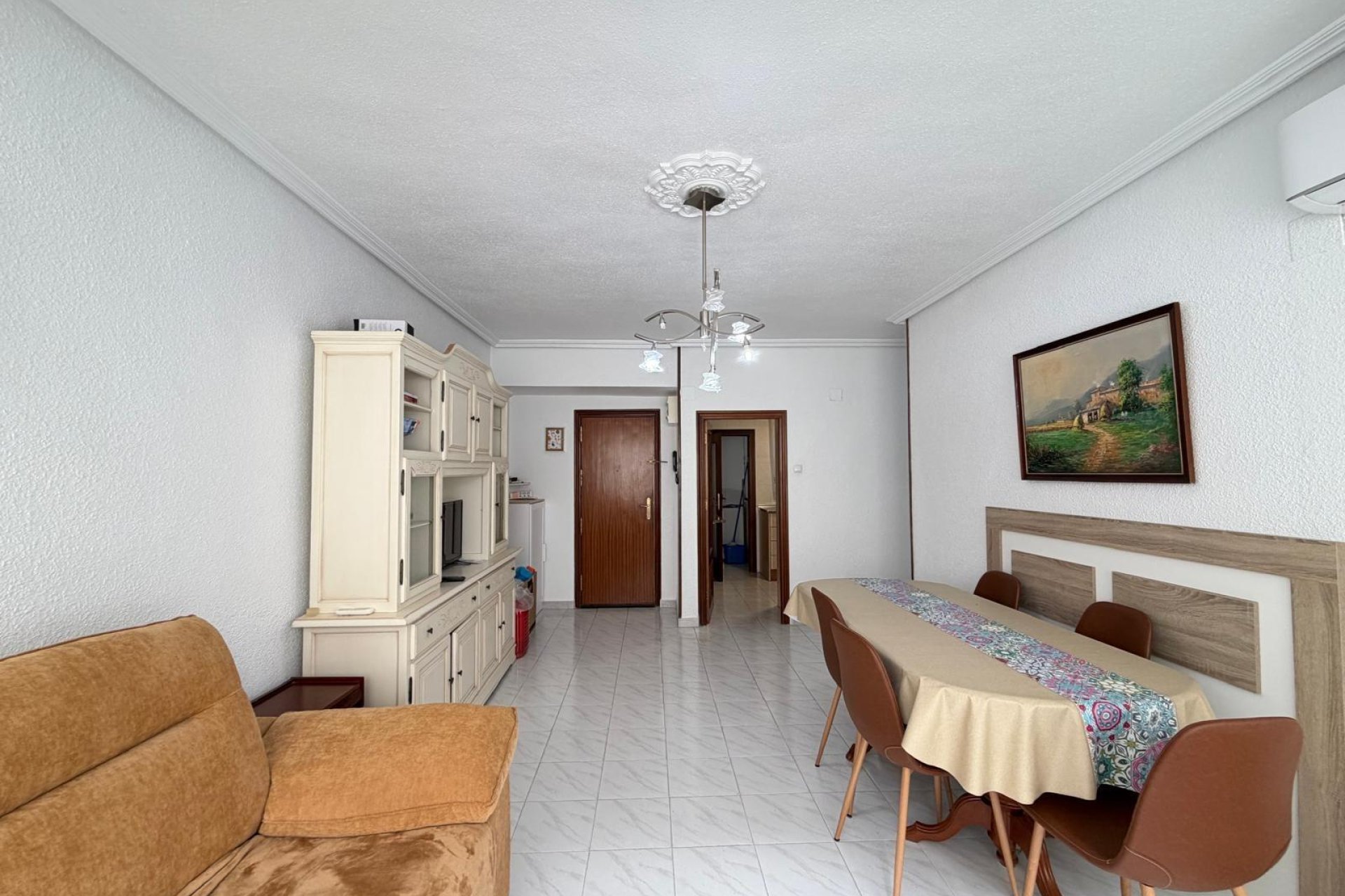 Használt Ingatlanok - Apartman -
Torrevieja - Estacion De Autobuses