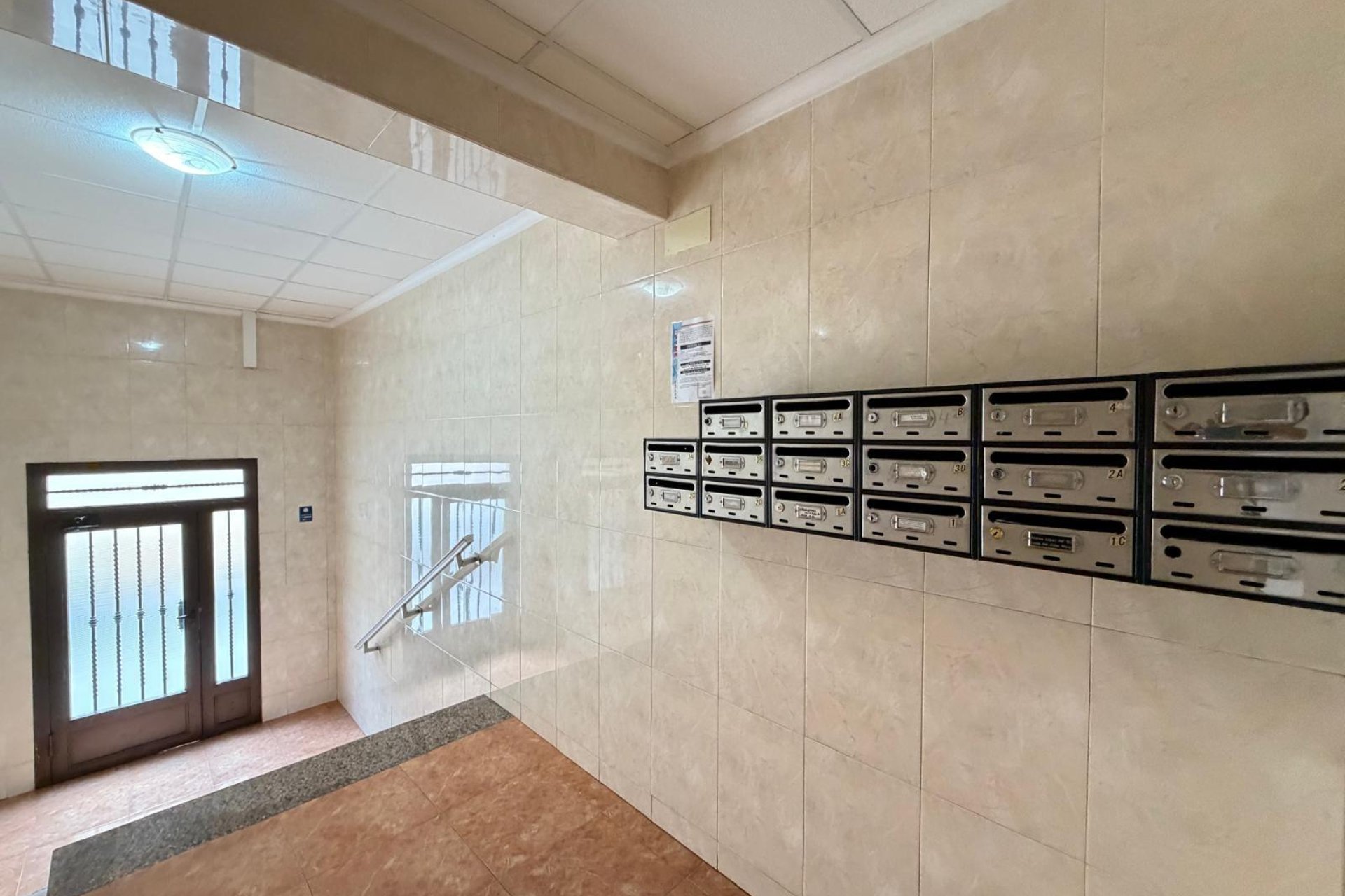 Használt Ingatlanok - Apartman -
Torrevieja - Estacion De Autobuses