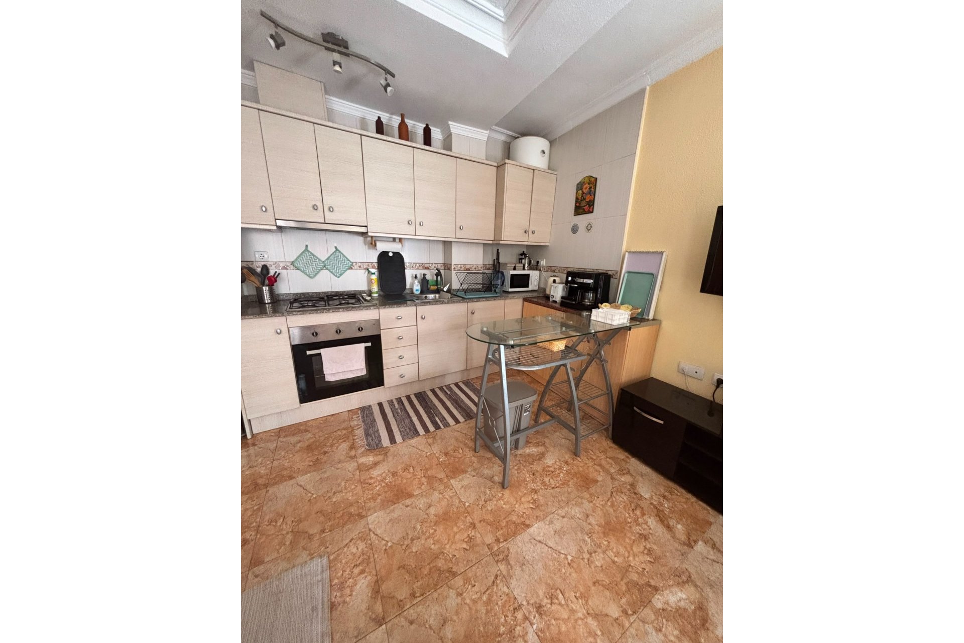 Használt Ingatlanok - Apartman -
Torrevieja - Estacion De Autobuses