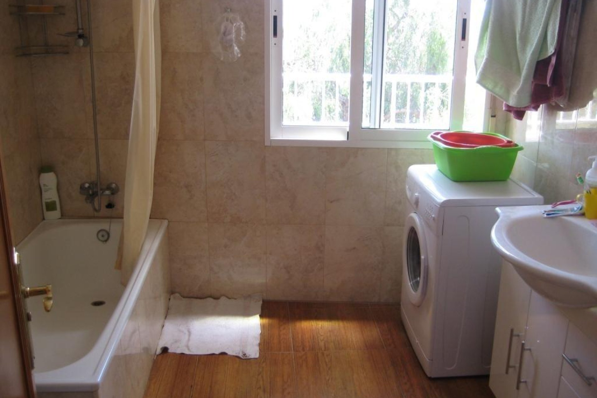 Használt Ingatlanok - Apartman -
Torrevieja - Estacion De Autobuses