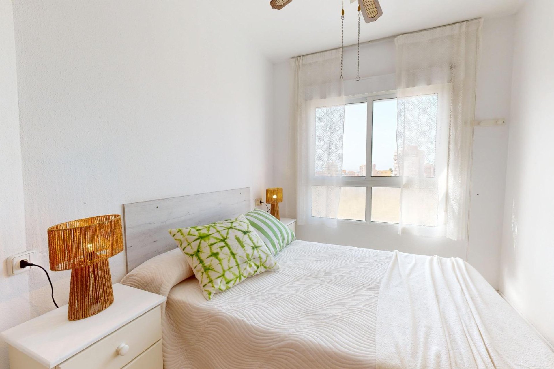 Használt Ingatlanok - Apartman -
Torrevieja - Estacion De Autobuses