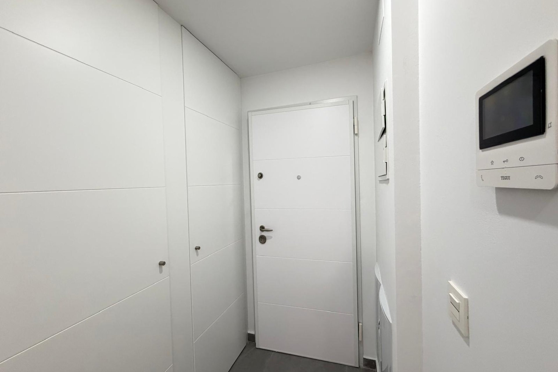 Használt Ingatlanok - Apartman -
Torrevieja - Estacion De Autobuses
