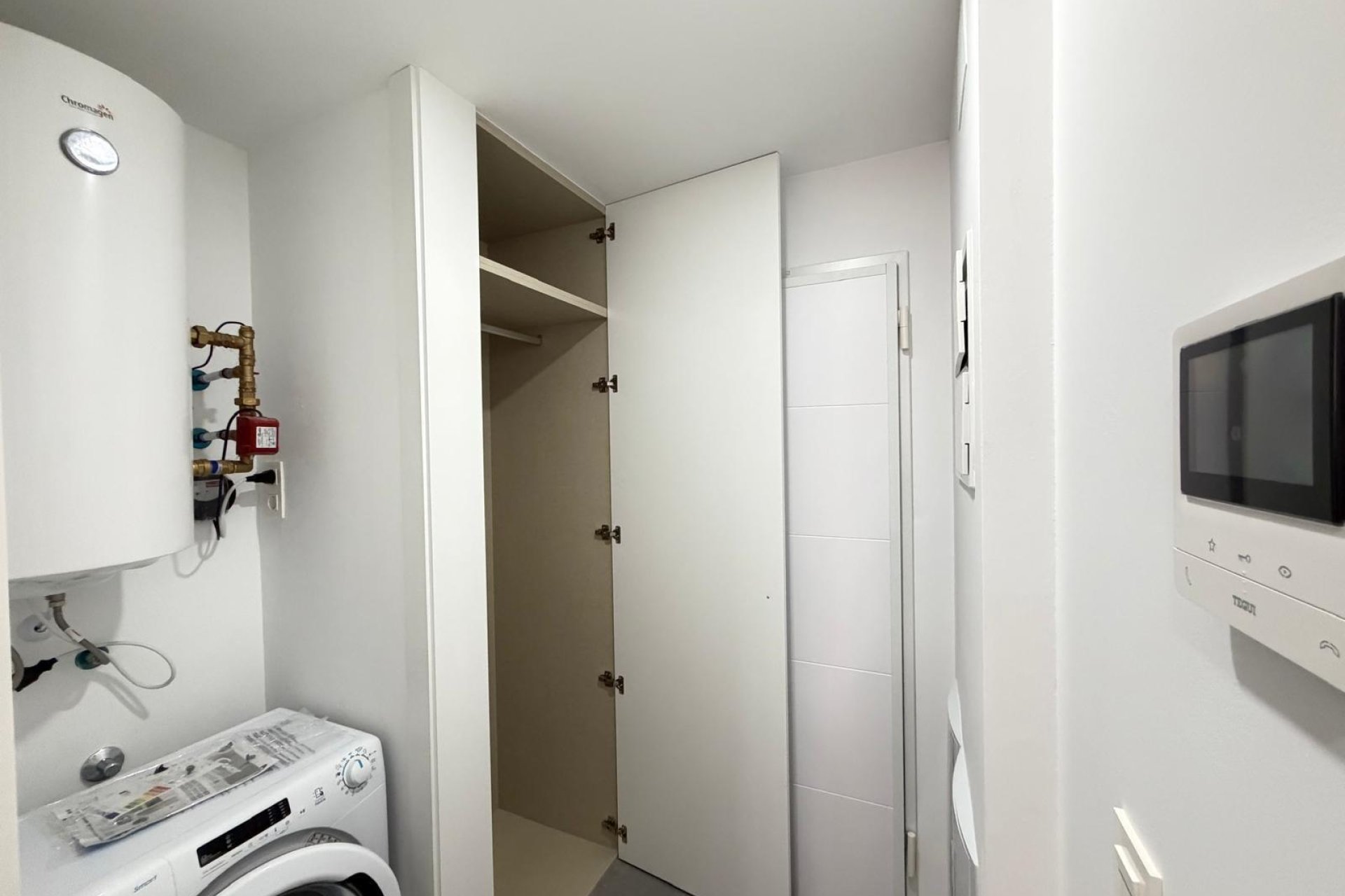 Használt Ingatlanok - Apartman -
Torrevieja - Estacion De Autobuses