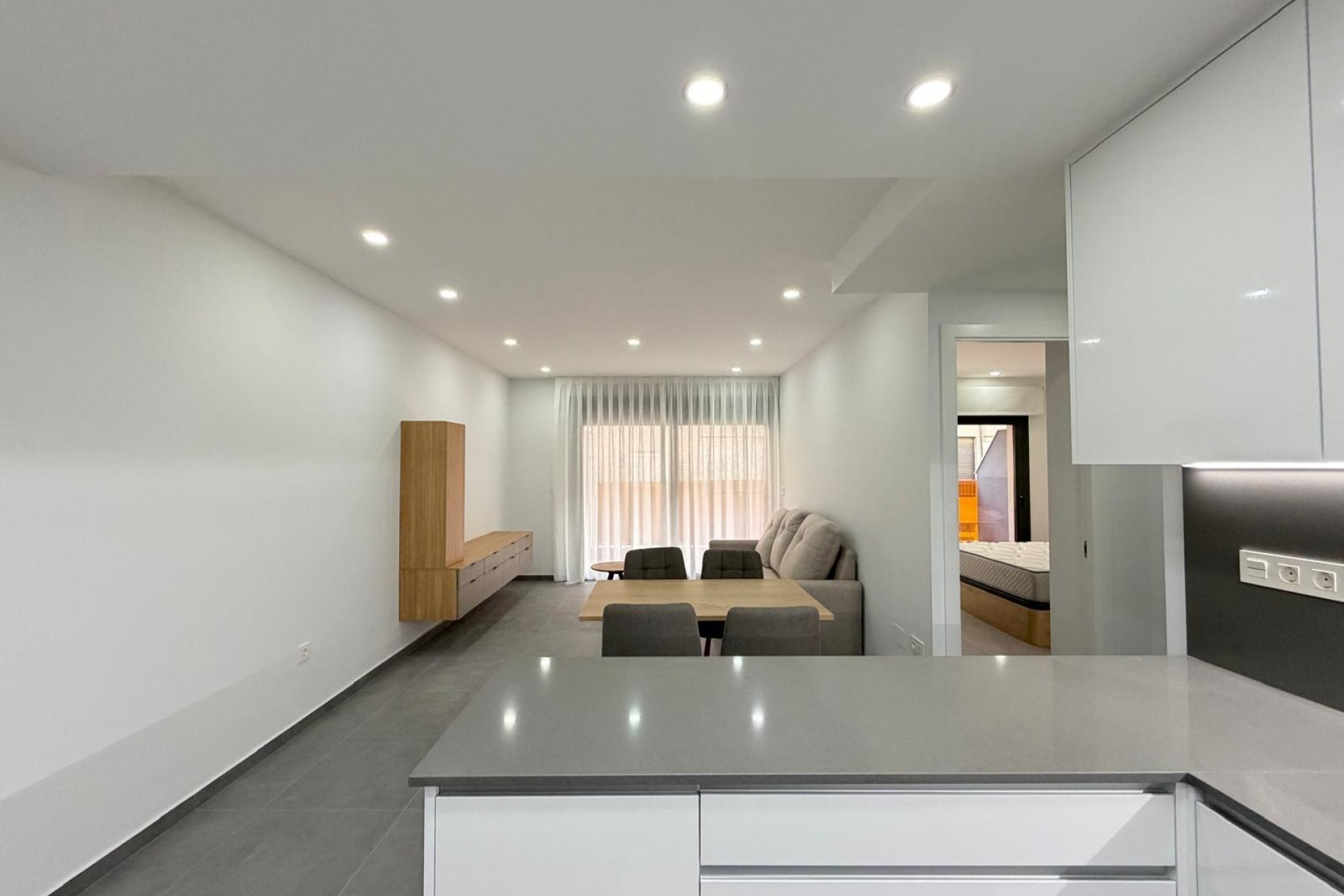 Használt Ingatlanok - Apartman -
Torrevieja - Estacion De Autobuses