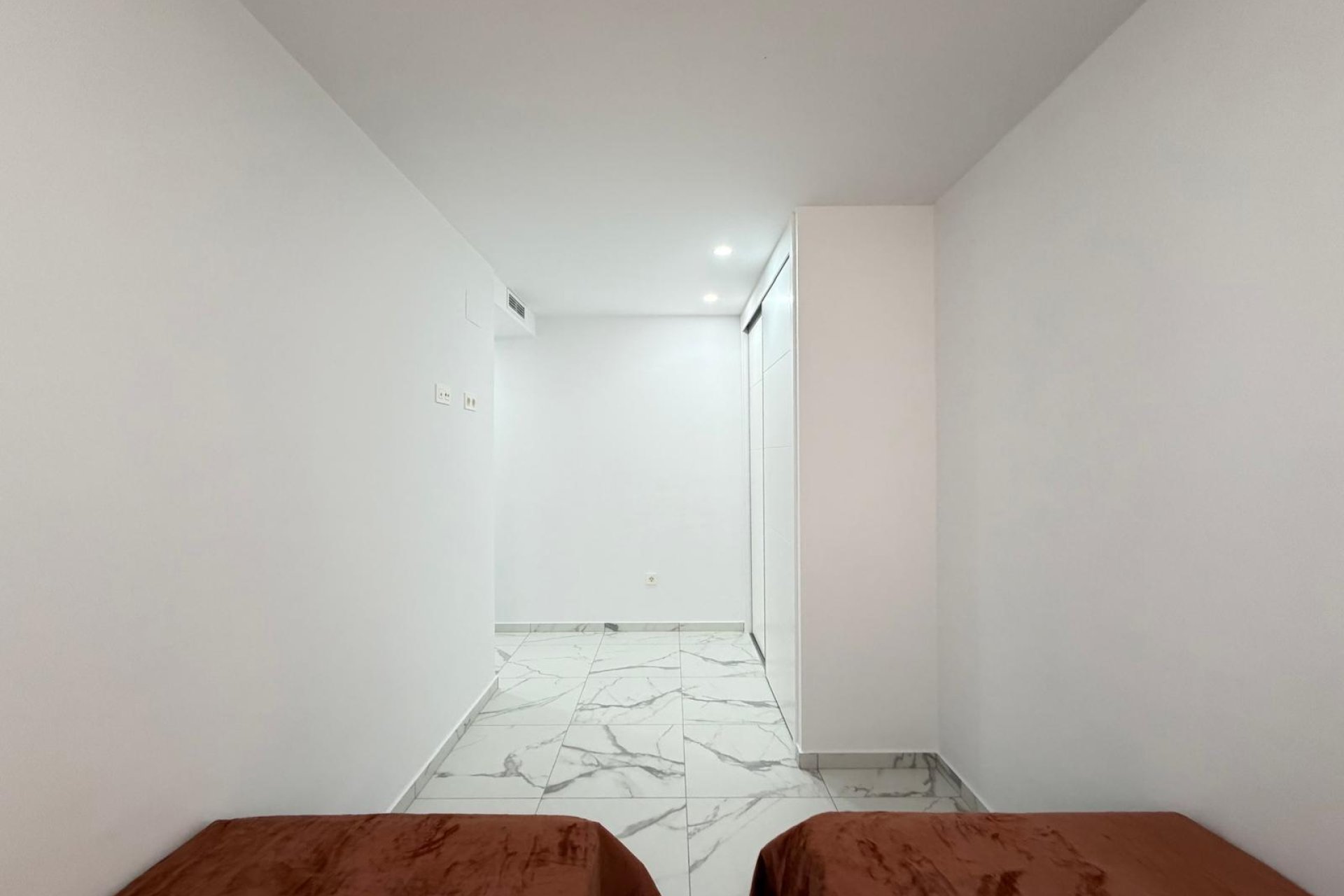 Használt Ingatlanok - Apartman -
Torrevieja - Estacion De Autobuses