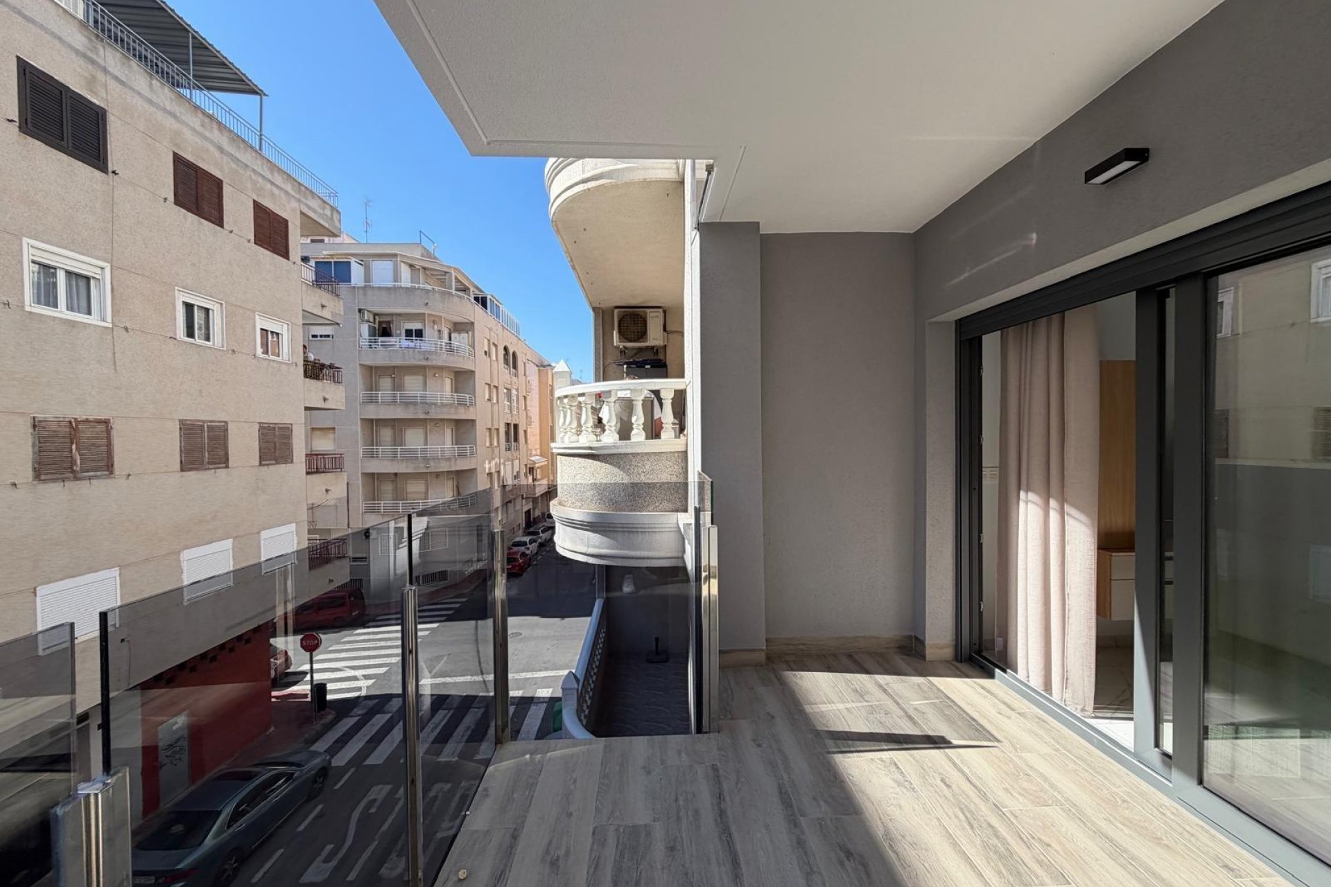 Használt Ingatlanok - Apartman -
Torrevieja - Estacion De Autobuses