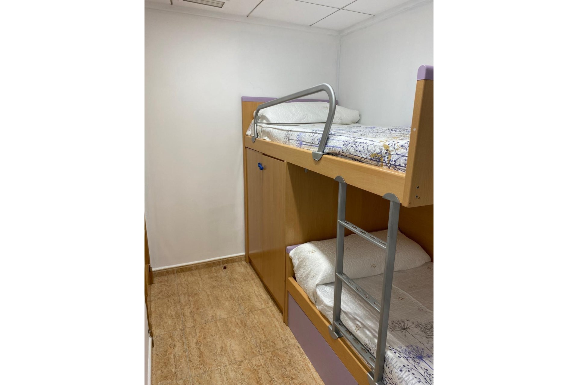 Használt Ingatlanok - Apartman -
Torrevieja - Estacion De Autobuses