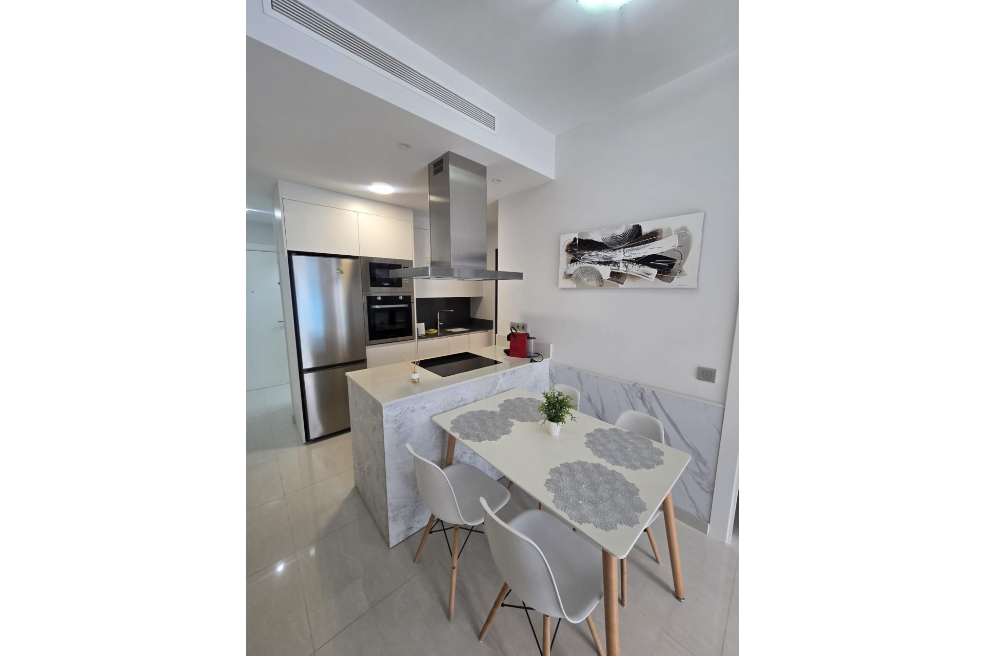 Használt Ingatlanok - Apartman -
Torrevieja - Estacion De Autobuses