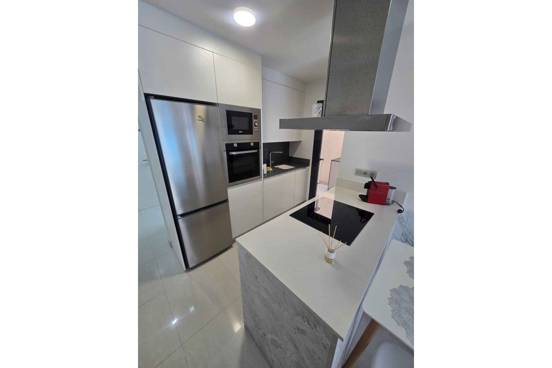 Használt Ingatlanok - Apartman -
Torrevieja - Estacion De Autobuses