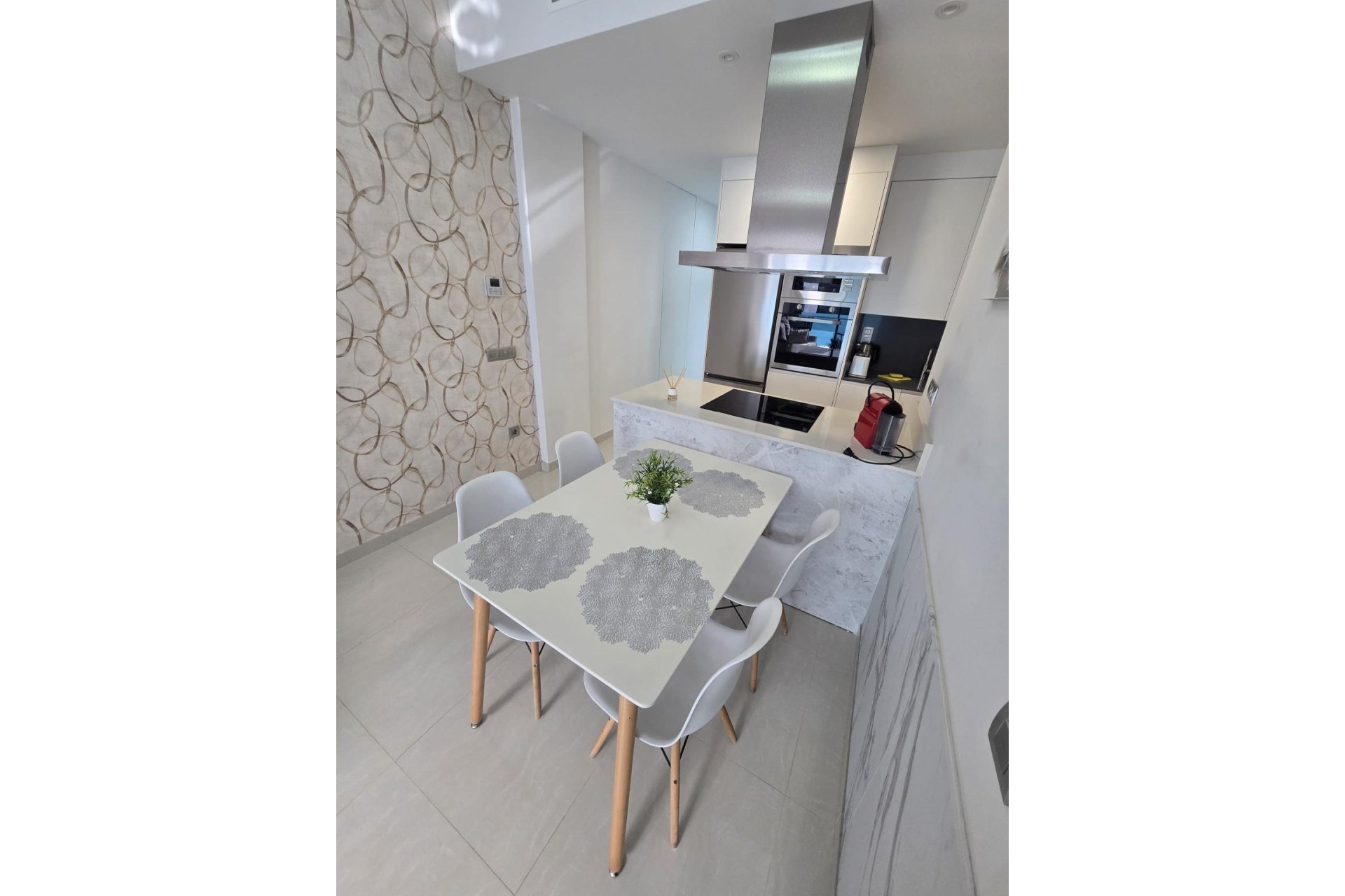 Használt Ingatlanok - Apartman -
Torrevieja - Estacion De Autobuses