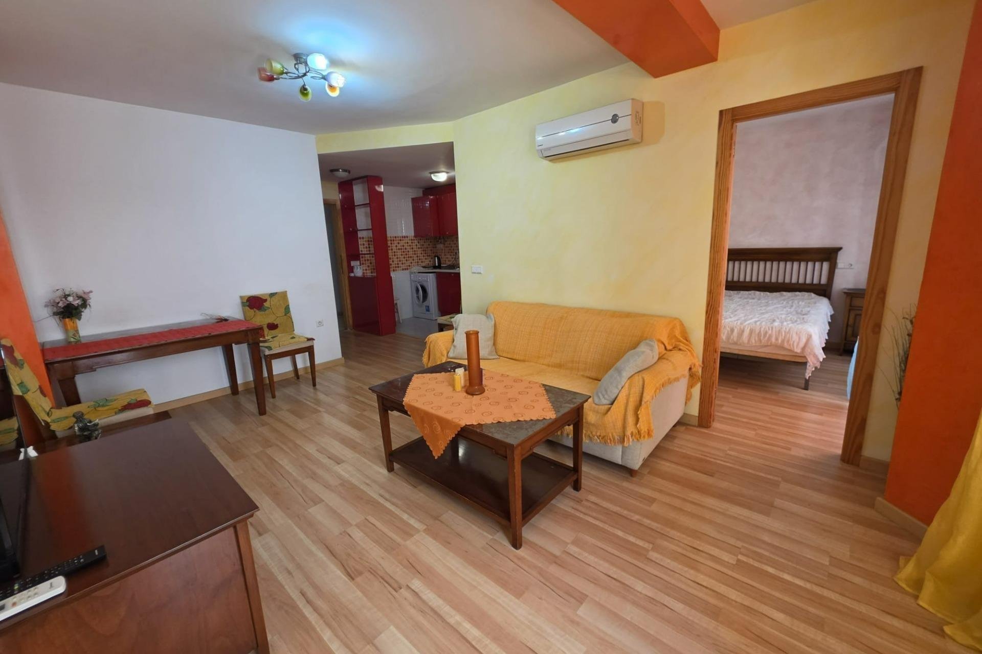 Használt Ingatlanok - Apartman -
Torrevieja - Estacion De Autobuses