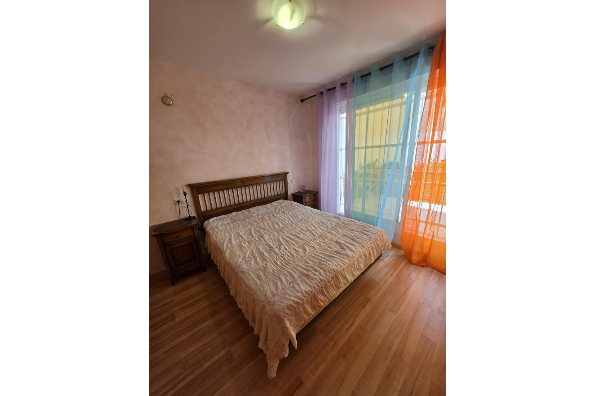 Használt Ingatlanok - Apartman -
Torrevieja - Estacion De Autobuses