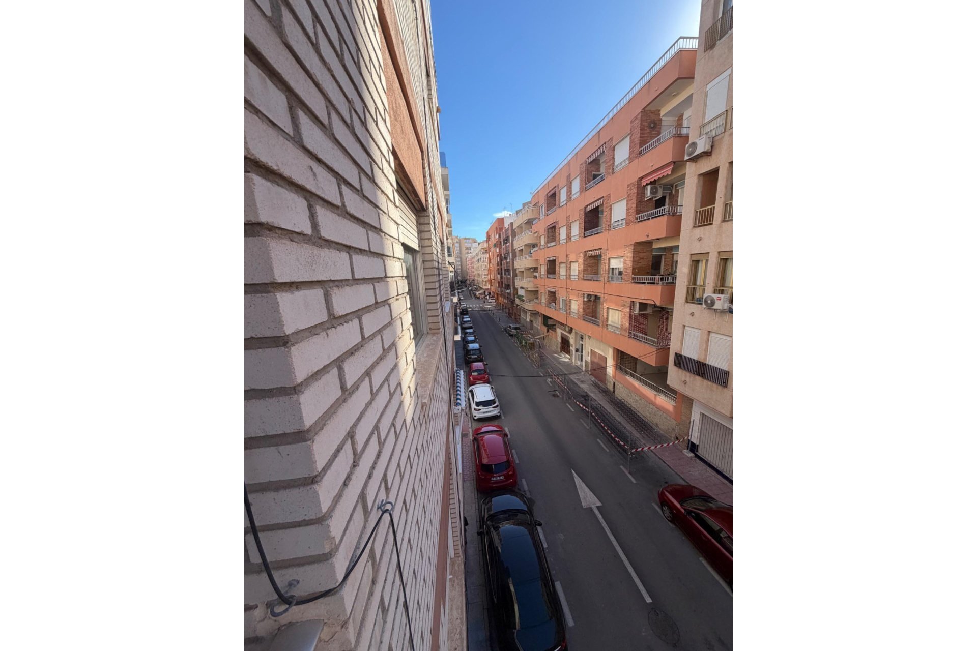 Használt Ingatlanok - Apartman -
Torrevieja - Estacion De Autobuses
