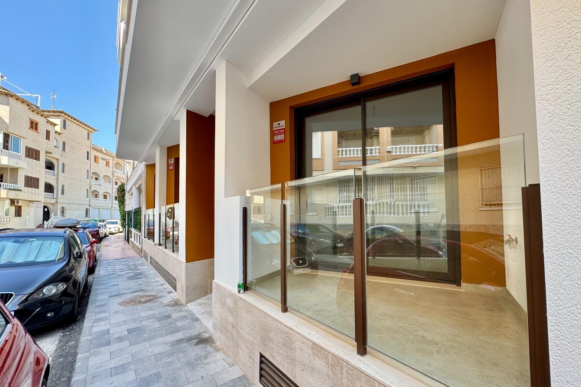 Használt Ingatlanok - Apartman -
Torrevieja - Habaneras