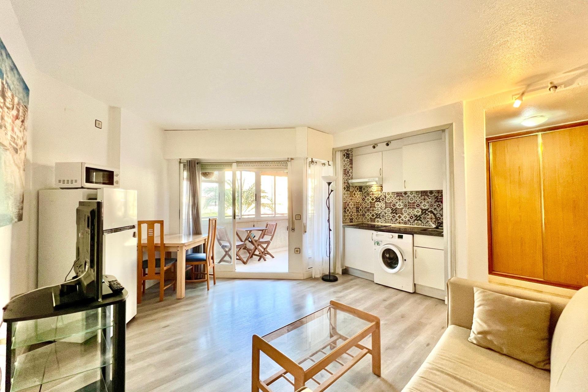 Használt Ingatlanok - Apartman -
Torrevieja - Habaneras