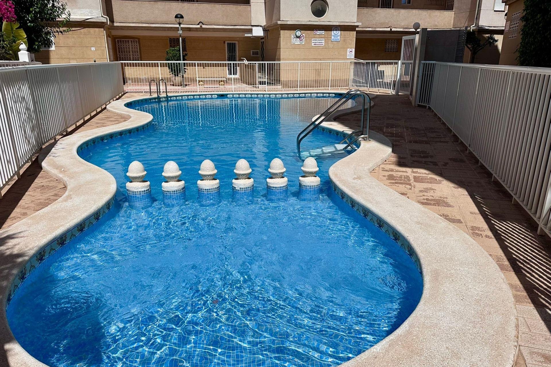 Használt Ingatlanok - Apartman -
Torrevieja - Habaneras