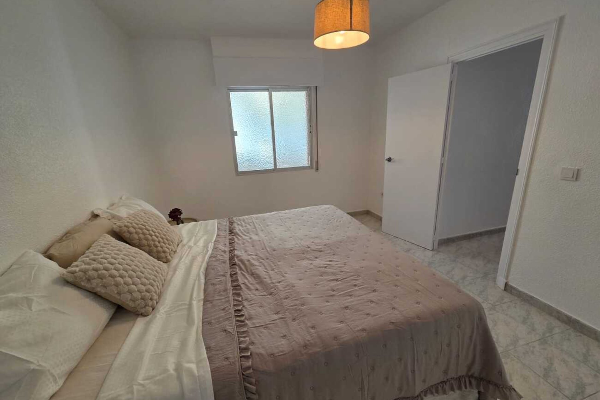 Használt Ingatlanok - Apartman -
Torrevieja - Habaneras