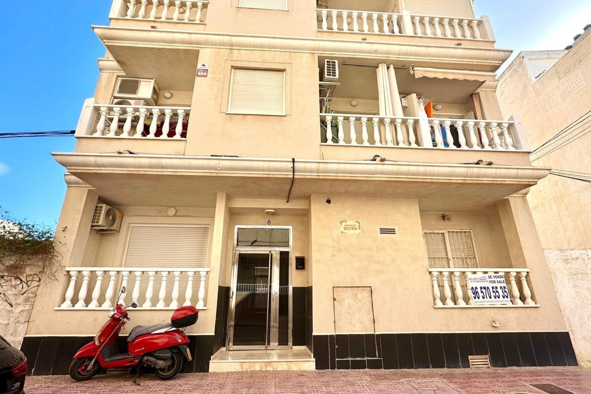 Használt Ingatlanok - Apartman -
Torrevieja - La Mata Pueblo