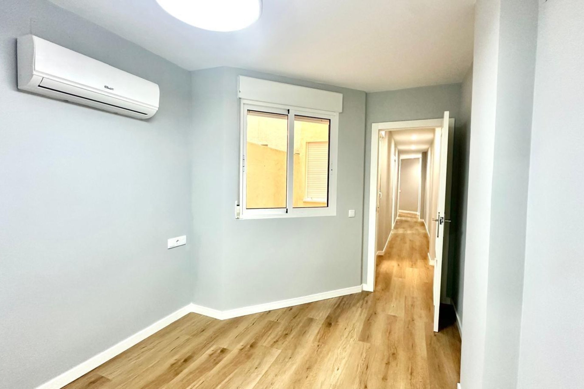 Használt Ingatlanok - Apartman -
Torrevieja - La Mata Pueblo