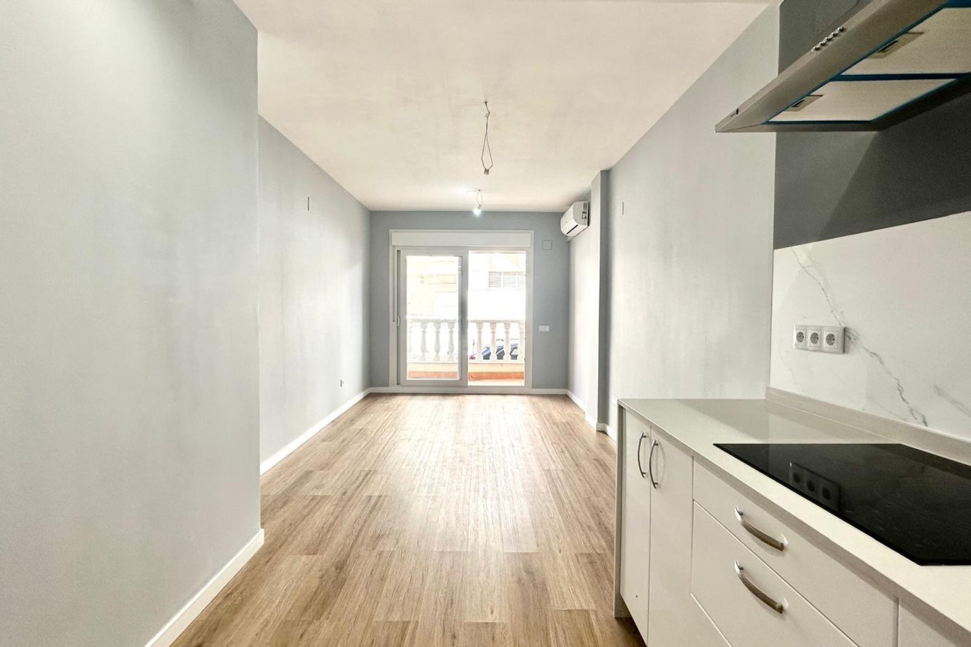 Használt Ingatlanok - Apartman -
Torrevieja - La Mata Pueblo