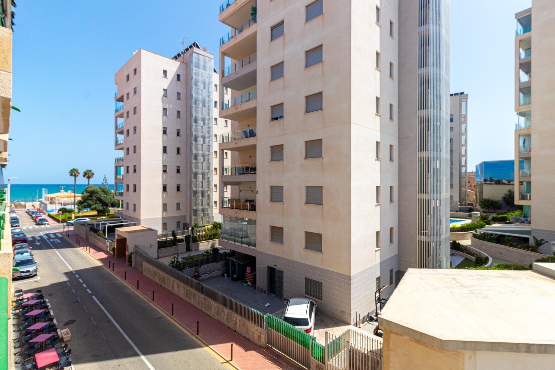 Használt Ingatlanok - Apartman -
Torrevieja - La Mata Pueblo