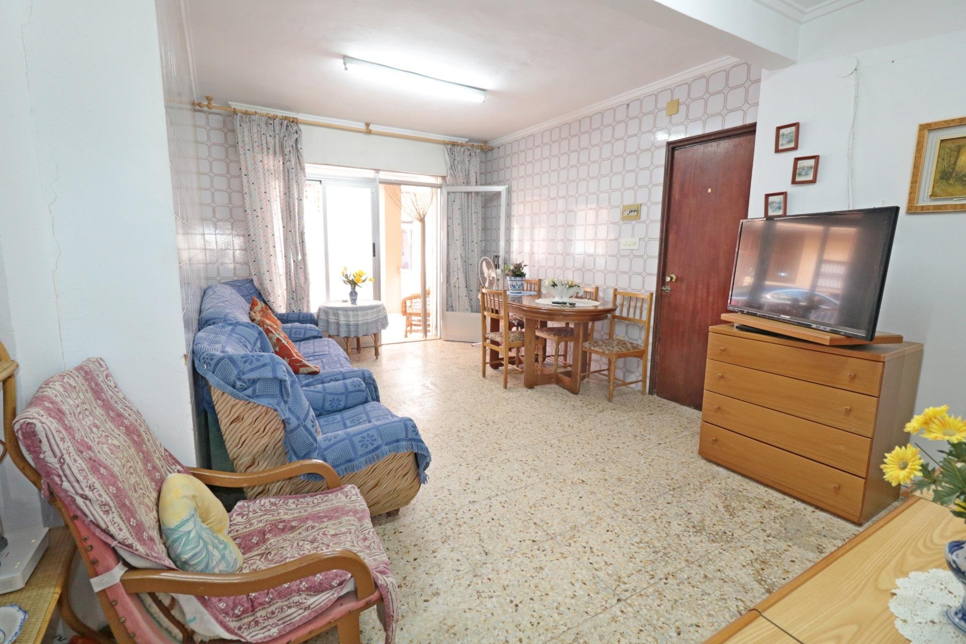 Használt Ingatlanok - Apartman -
Torrevieja - La Mata Pueblo