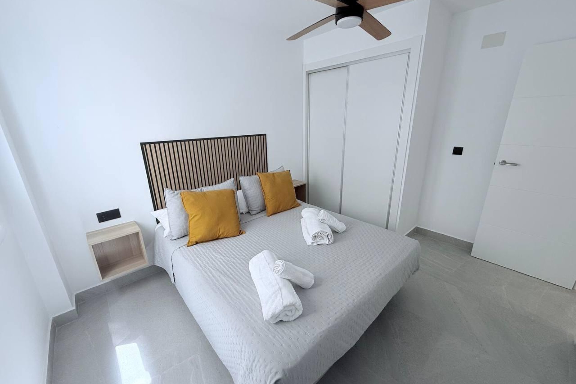 Használt Ingatlanok - Apartman -
Torrevieja - La Mata
